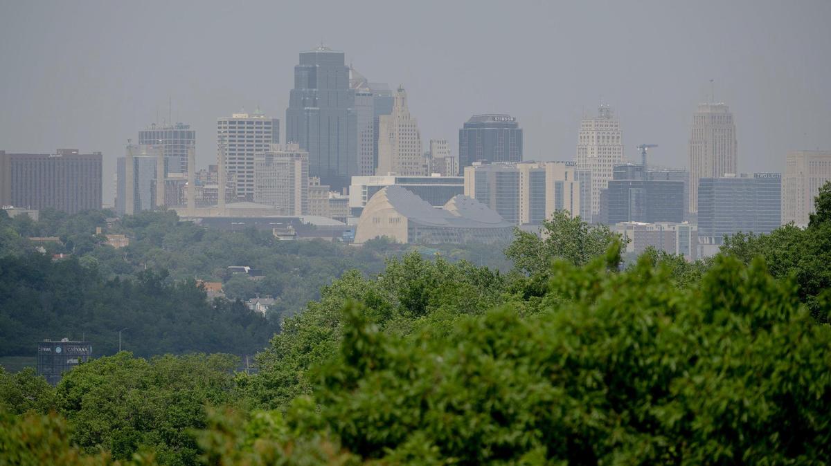An orange ozone alert has been issued for the Kansas City on Wednesday, the third day in a row. Earlier this week, the downtown skyline was coated with haze.
