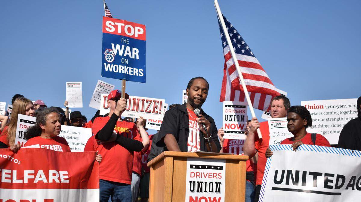 IRIS microtransit driver Darian Hall is one of the plaintiffs in a lawsuit against zTrip. He spoke at a rally last October announcing drivers’ intention to unionize.
