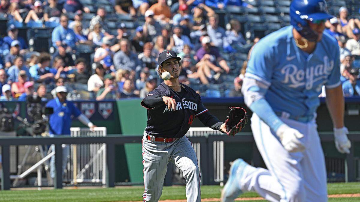 Apr 2, 2023; Kansas City, Missouri, USA; Minnesota Twins starting pitcher Joe Ryan (41) throws out Kansas City Royals first baseman Vinnie Pasquantino (9) at first base during the sixth inning at Kauffman Stadium. Mandatory Credit: Peter Aiken-USA TODAY Sports