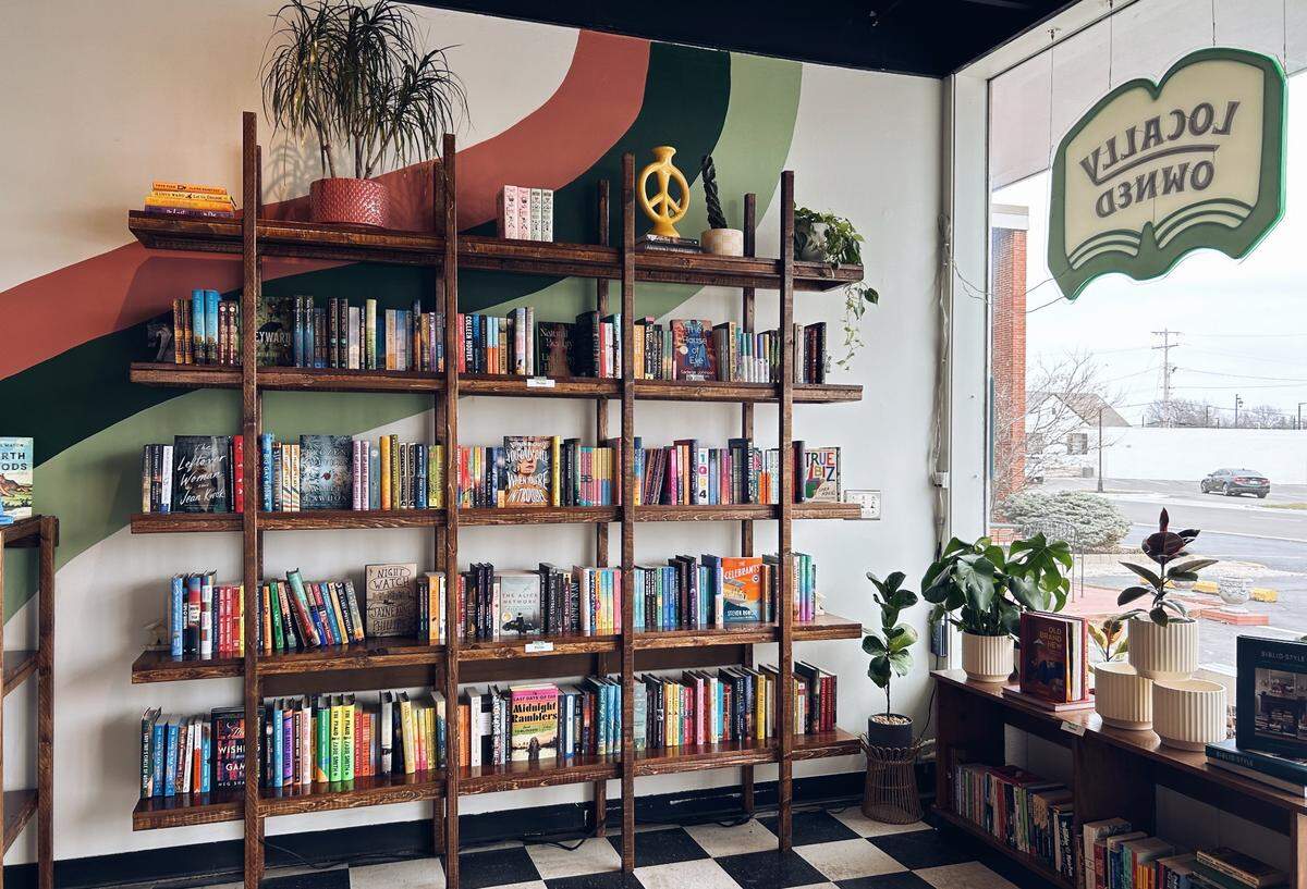 Monstera’s sells books, plants, cards and other items.
