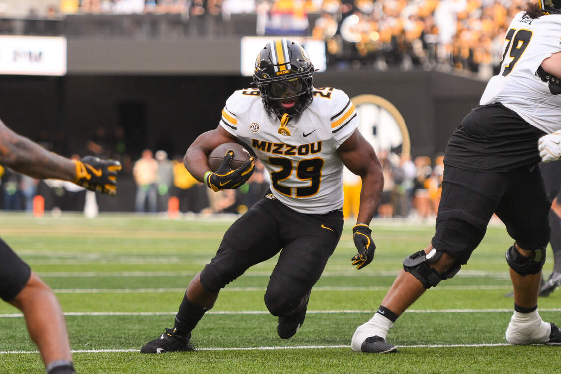 Mizzou’s Ahmad Hardy cleared to practice. When might he play for Tigers again?
