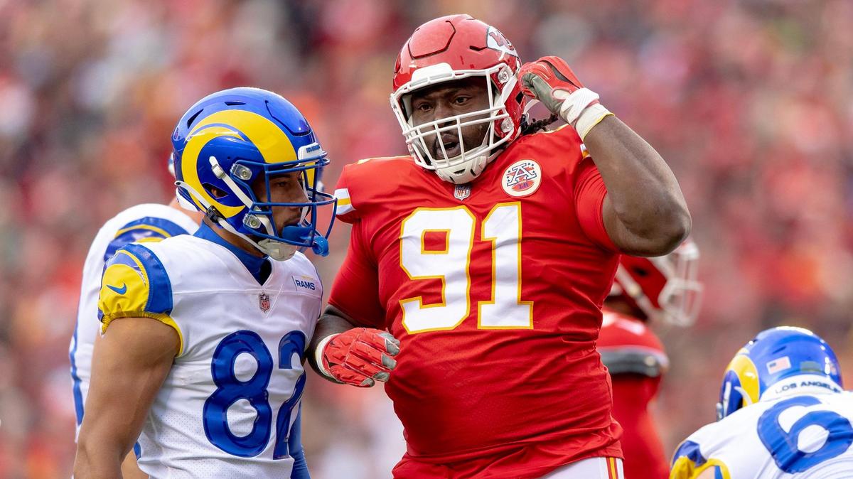 Kansas City Chiefs defensive tackle Derrick Nnadi (91) celebrates a tackle against the Los Angeles Rams during an NFL football game at Arrowhead Stadium on Sunday, Nov. 27, 2022 in Kansas City.