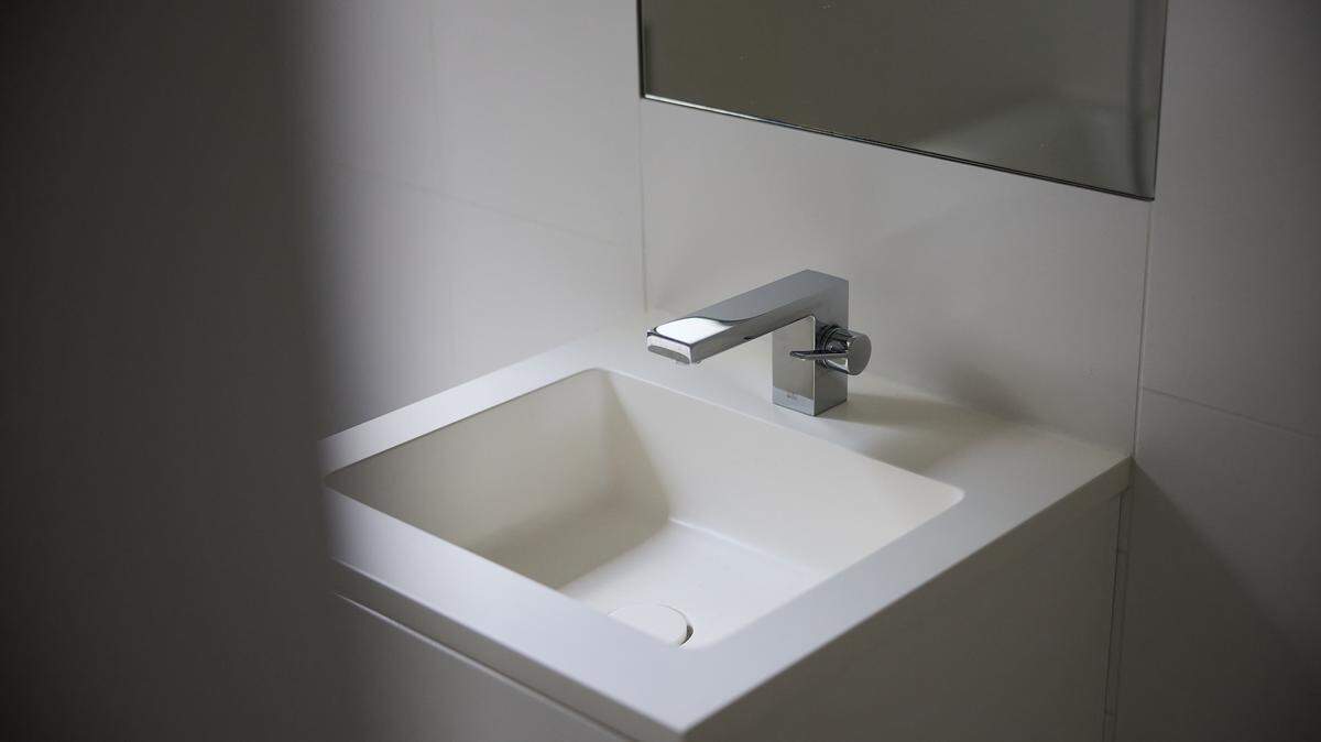 a clean bathroom sink.