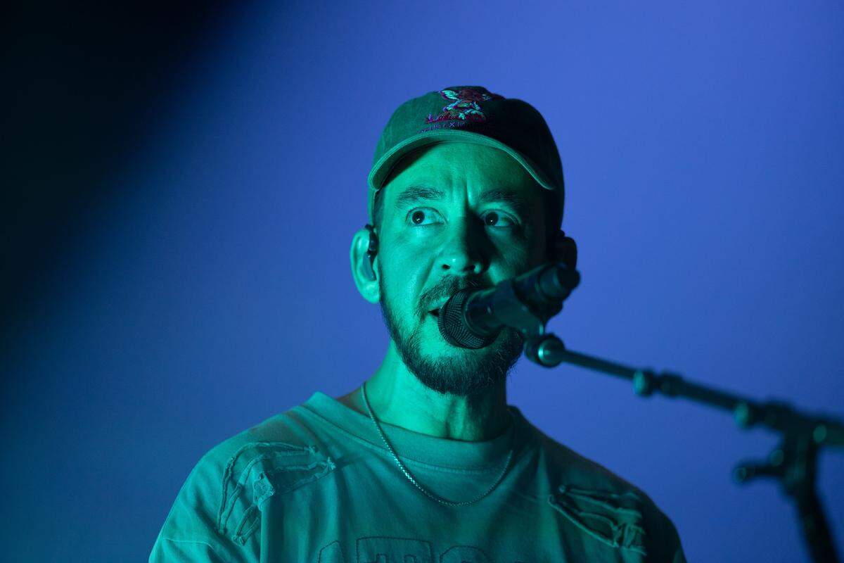 Linkin Park’s Mike Shinoda performs at the T-Mobile center on Sunday, Aug. 31, in Kansas City.