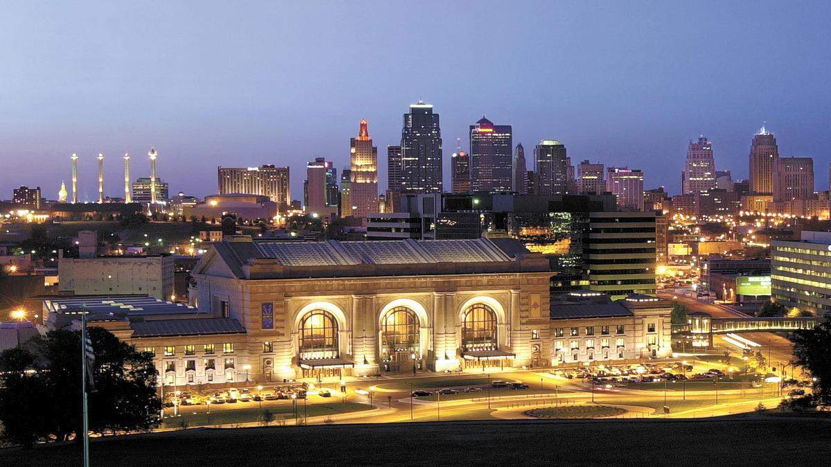 Kansas City is getting a lot of national attention on “best of” lists these days but can’t rest on its laurels. Visit KC used its annual meeting Wednesday to encourage more collaboration and individual efforts to promote the city as a vibrant, multi-faceted destination.