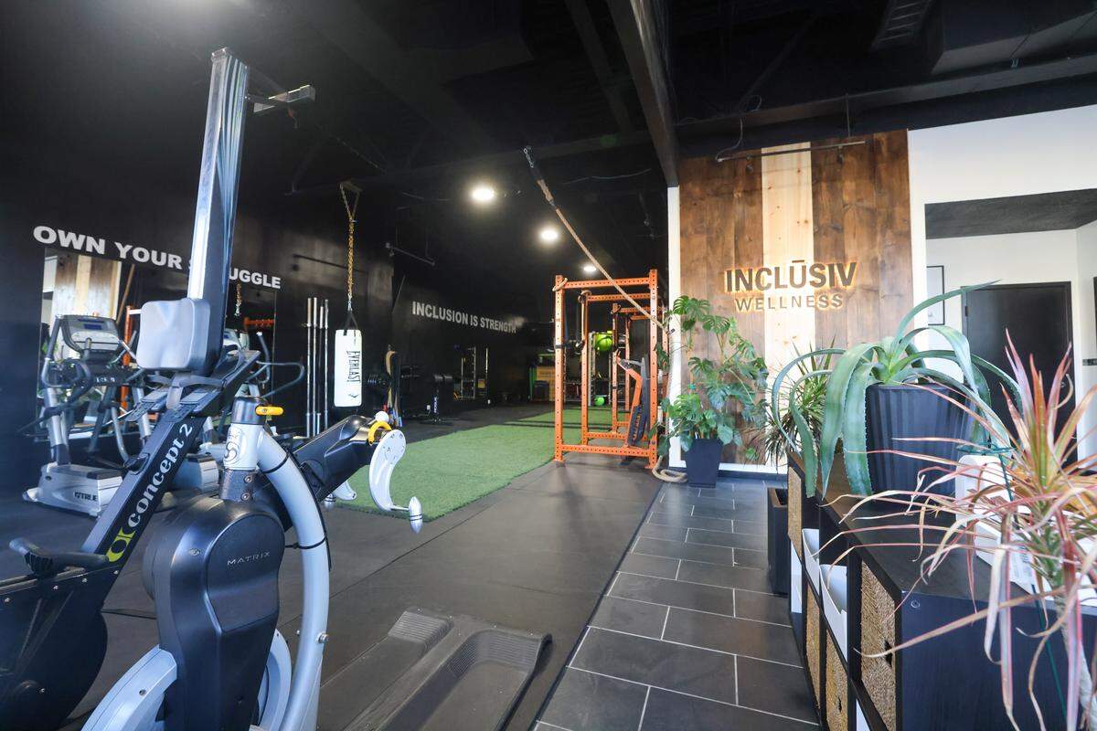 The INCLŪSIV Wellness gym area feature adaptable equipment. 