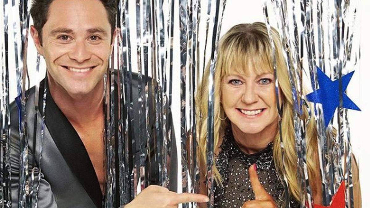 "Dancing With the Stars" producers were excited to entice 47-year-old Tonya Harding to participate on the new season, which features athlete competitors. But Harding and pro partner Sasha Farber are long shots to win, according to odds-makers.