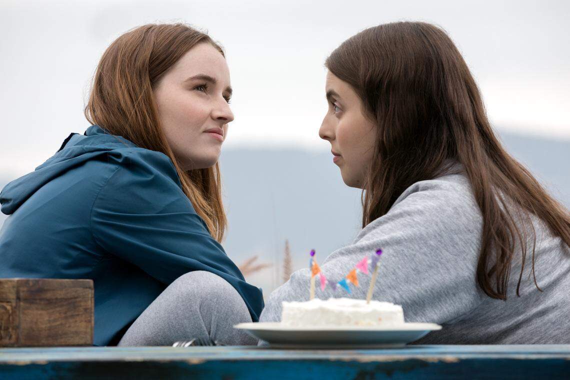 In “Booksmart,” best friends Amy (Kaitlyn Dever, left) and Molly (Beanie Feldstein) decide they’ve been too studious in high school and need to party.