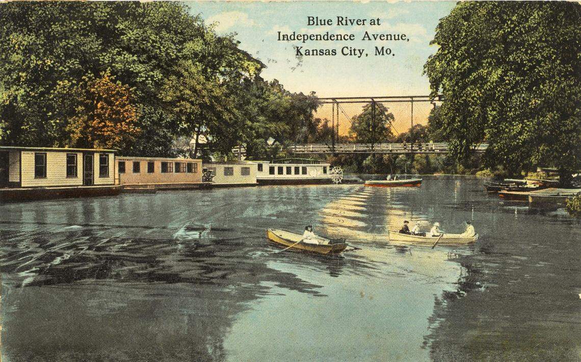 Postcard of houseboats on the west bank of the Blue River, dated Aug. 6, 1917.