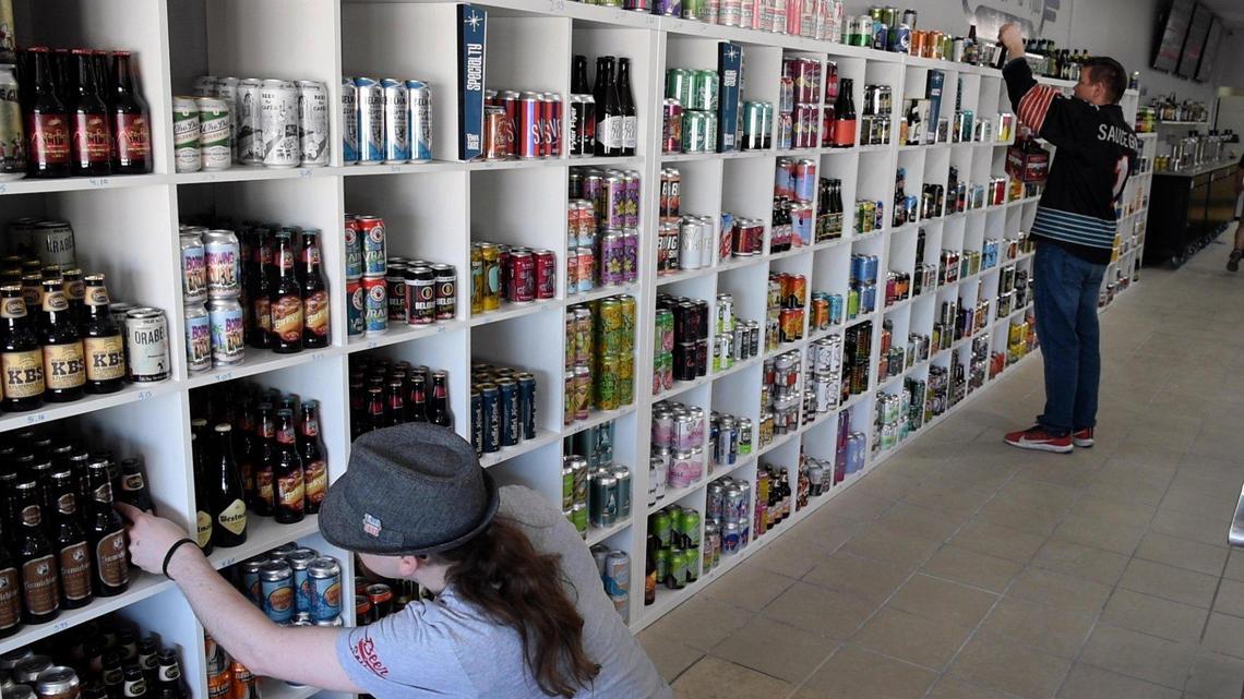 Shop comes to Kansas City with barbecue, bar and hundreds of craft beers and sauces