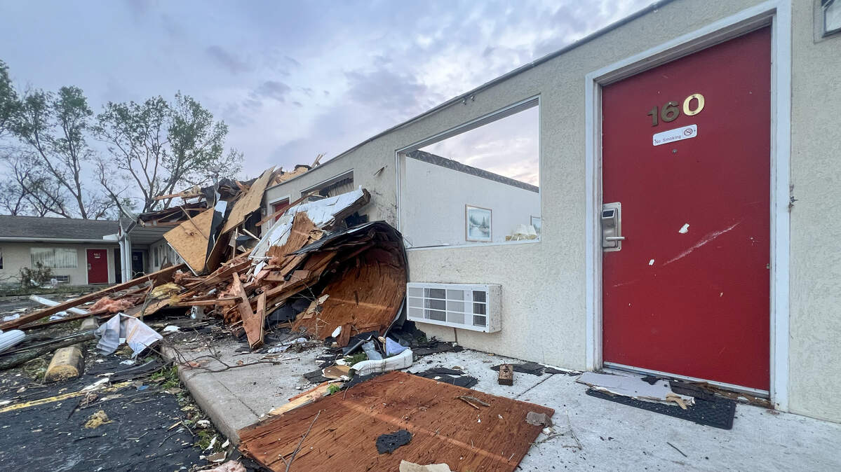 A reported tornado tore through Ottawa on Monday night, toppling power lines and trees, leaving thousands in the dark and causing structural damage around the Franklin County town.