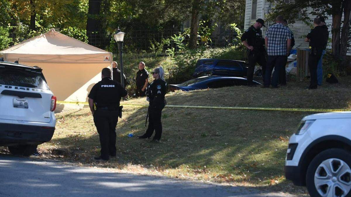 Woman held in Excelsior Springs kidnapping had been captive since last month: Charges