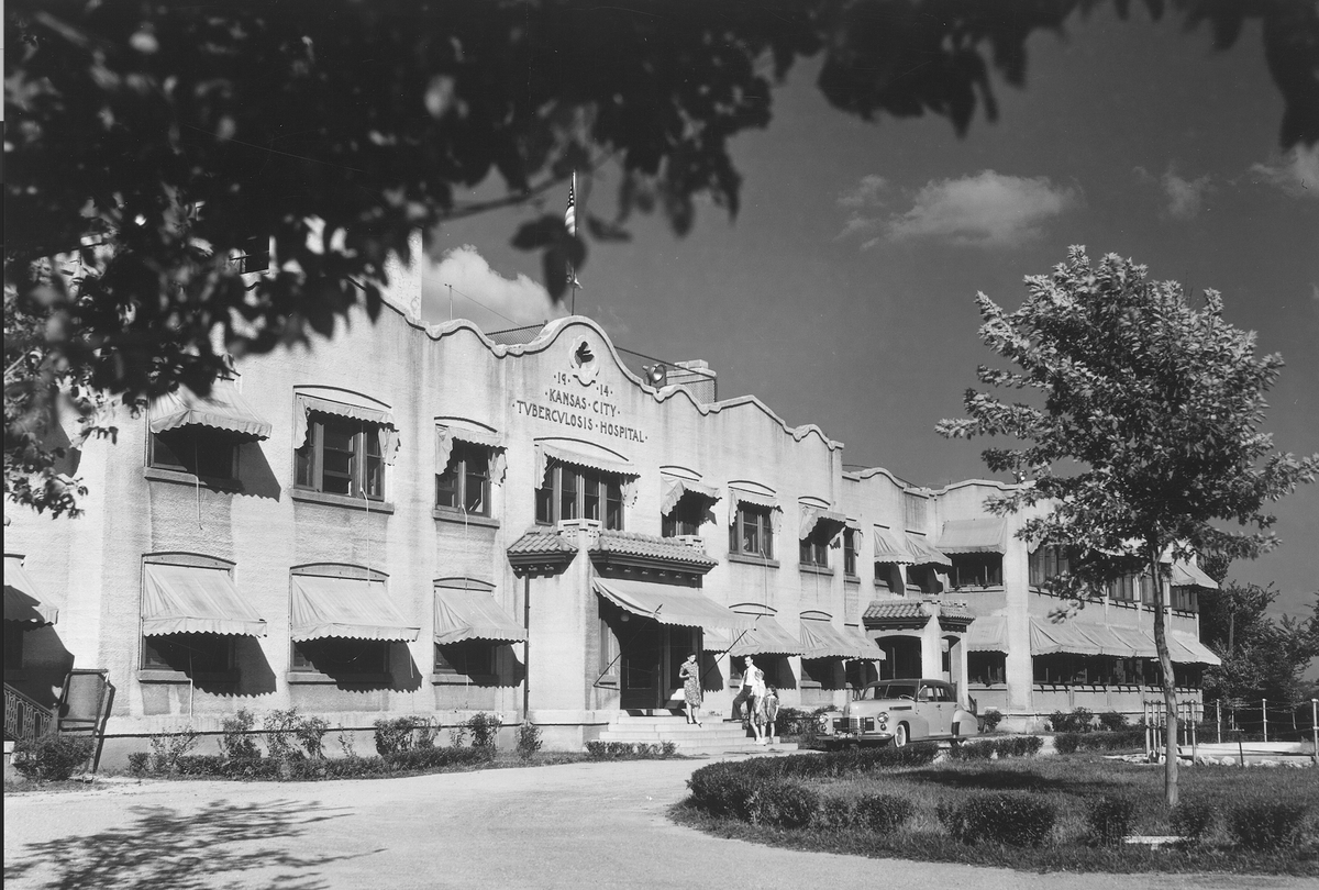 Kansas City Tuberculosis Hospital at what is now Raytown Road and Eastern Avenue, west of the Truman Sports Complex, circa 1940s. The hospital closed in 1964, and the building was razed in 1971.