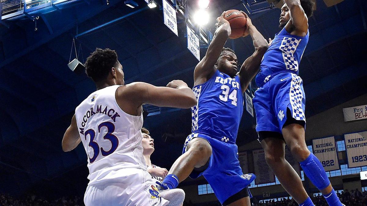 Kentucky’s Oscar Tshiebwe presents problems on the inside for the Jayhawks.