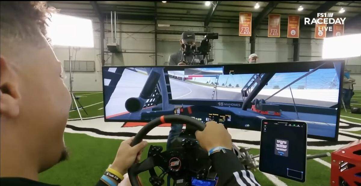 What Mahomes saw from behind the wheel.