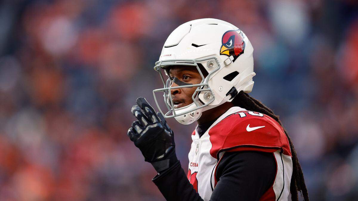 Arizona Cardinals wide receiver DeAndre Hopkins (10) in the second quarter of a game against the Denver Broncos at Empower Field at Mile High.