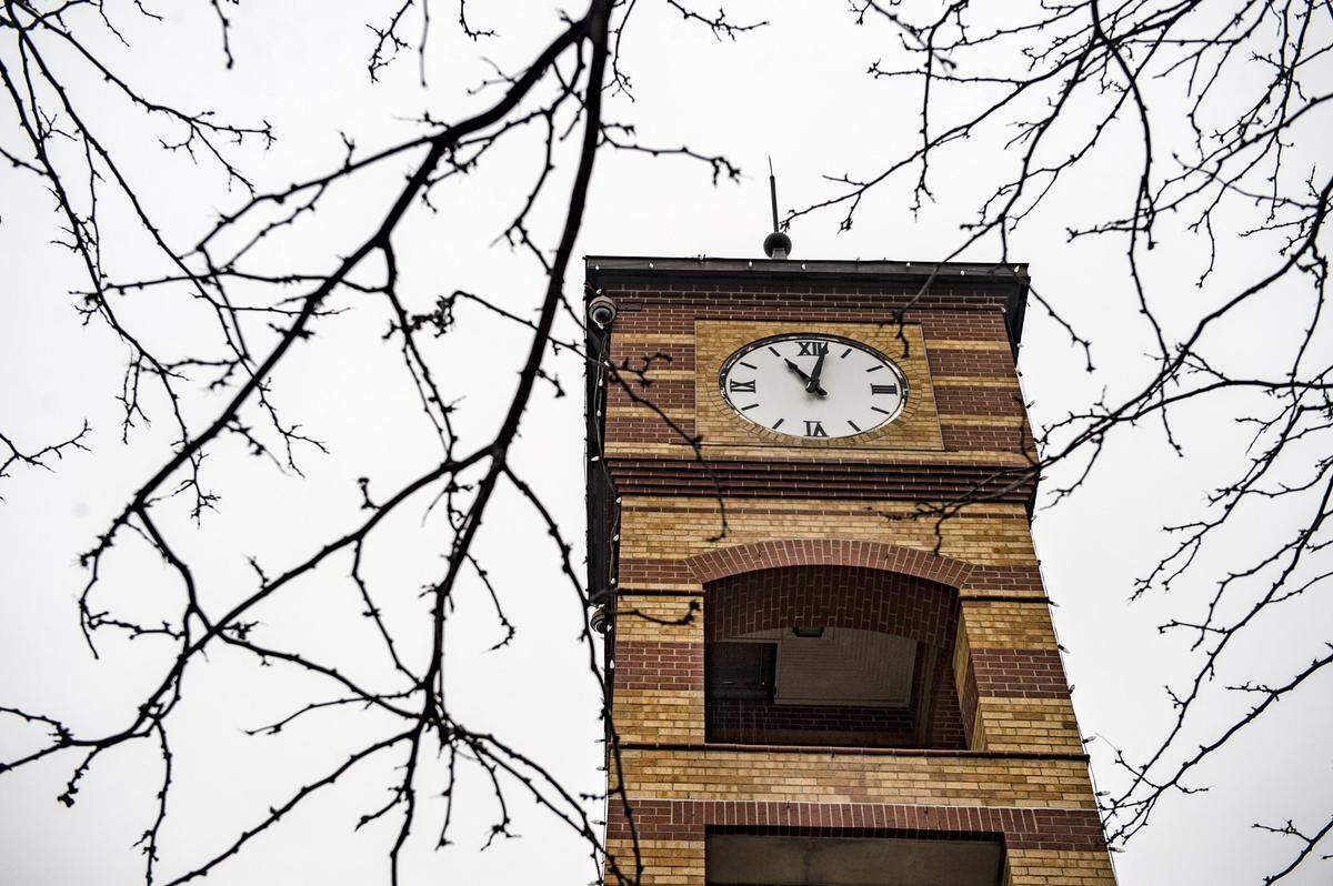A clock tower rises above downtown Overland Park, highly ranked by WalletHub for its affordability, among other factors.