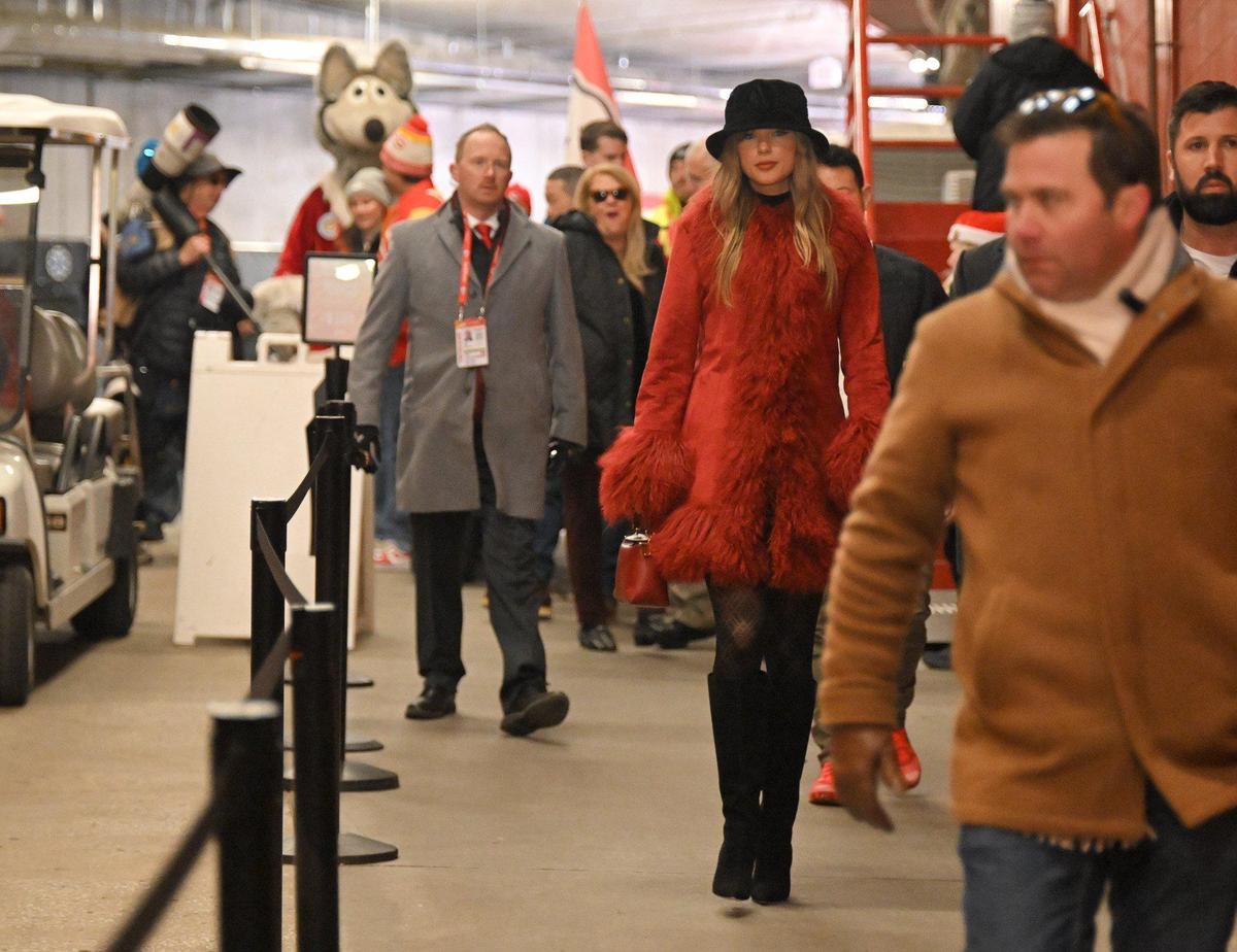 Taylor Swift arrives before the Chiefs’ game with the Houston Texans on Saturday Dec. 21, 2024, at GEHA Field at Arrowhead Stadium.