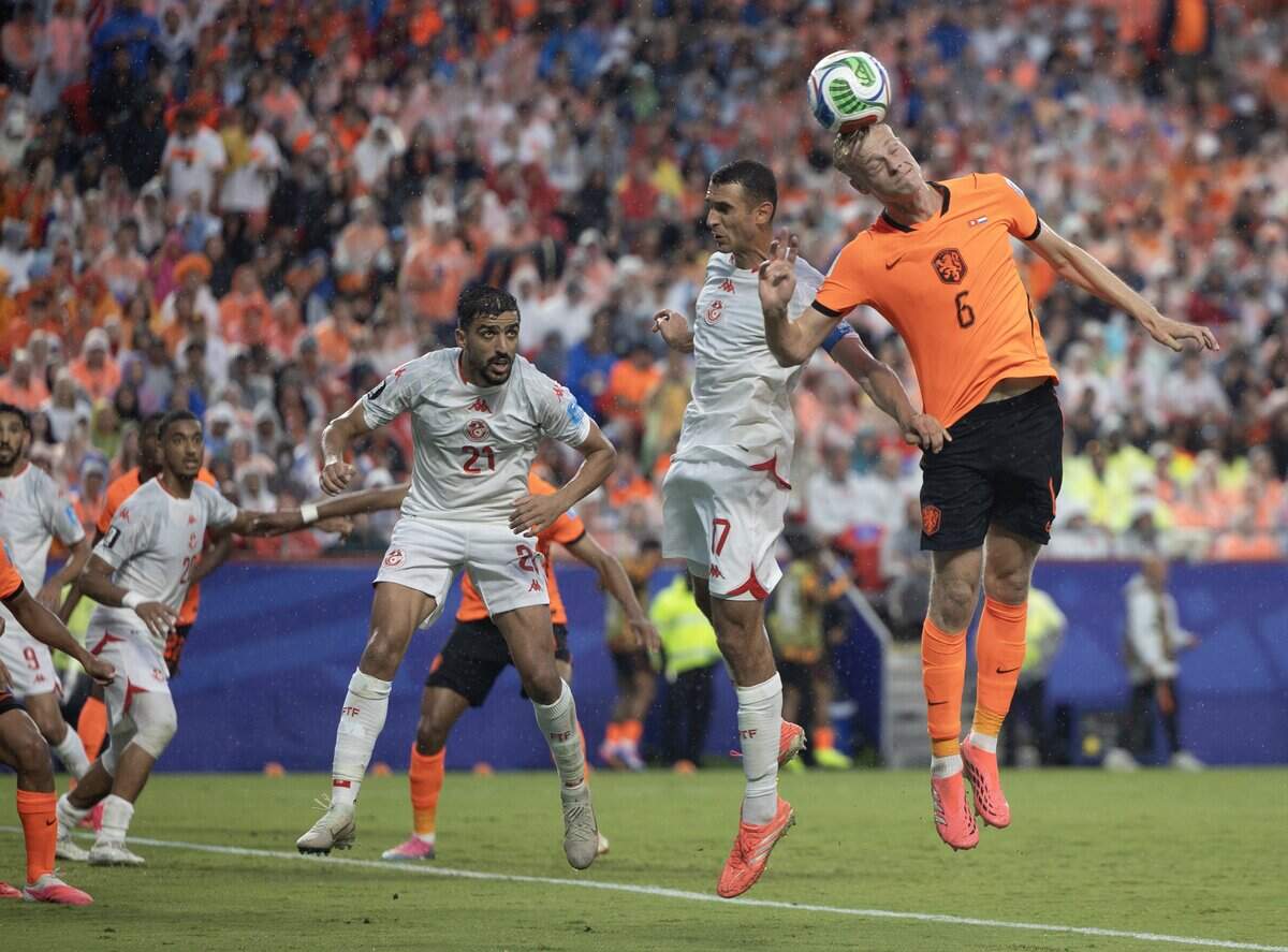 Netherlands defender Jan Paul van Hecke (6) scores a goal on a corner kick against Tunisia during a FIFA World Cup group-stage soccer match at Kansas City (Arrowhead) Stadium in Kansas City on Thursday, June 25, 2026.