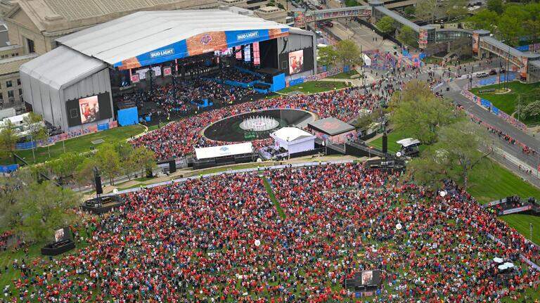 Lightning could threaten outdoor activities on second day of NFL 2023 Draft in KC