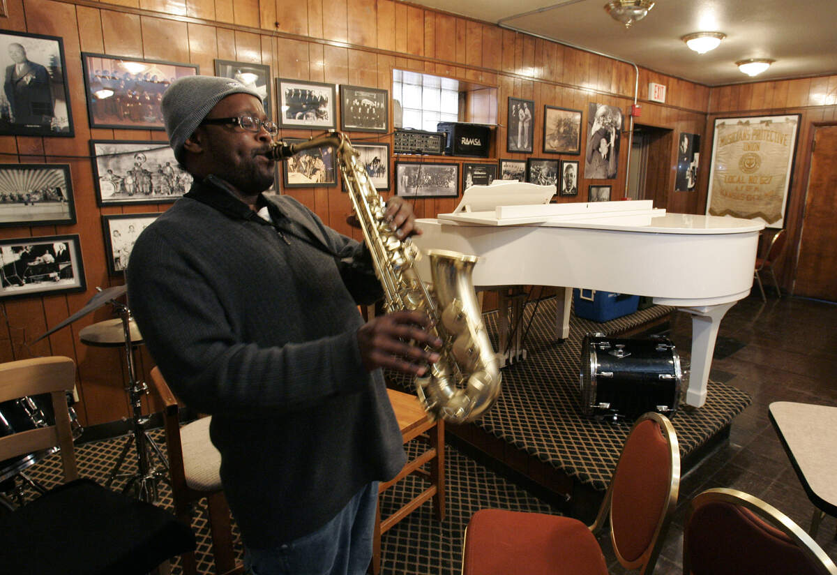 After hearing about Jay McShann’s death in 2006, Dennis Winslett visited the Mutual  Musicians Foundation where as a teenager he had met McShann. Winslett started to develop a song of tribute to McShann on the alto saxophone.