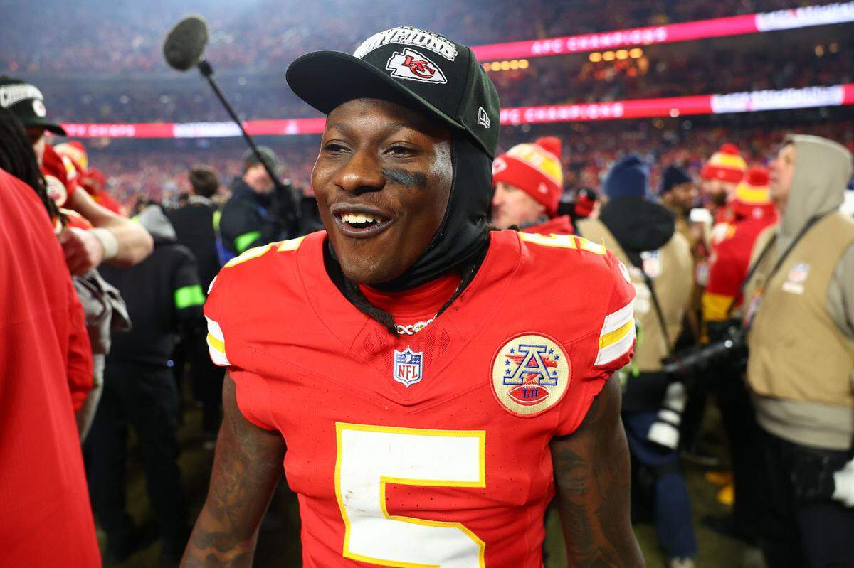 Kansas City Chiefs wide receiver Hollywood Brown (5) celebrates KC’ AFC Championship Game victory against the Buffalo Bills at GEHA Field at Arrowhead Stadium in Kansas City on Sunday, Jan. 26, 2025.