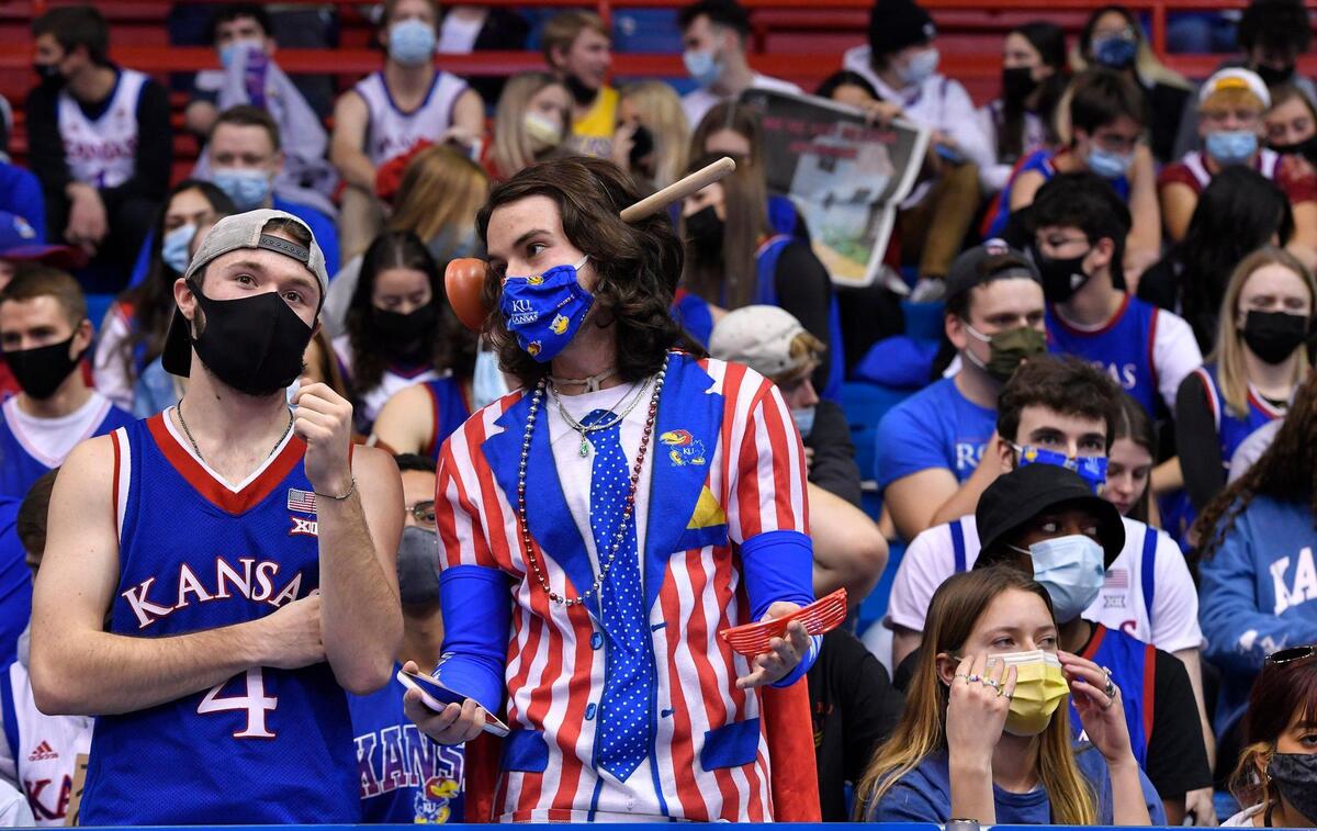 Masks are once again required at Allen Fieldhouse for KU Jayhawks basketball games, starting with Tuesday’s men’s game against Iowa State. University of Kansas chancellor Douglas Girod said last week he was concerned about mask wearing compliance and he says there could be consequences if fans don’t show improvement in upcoming KU men’s and women’s home basketball games.