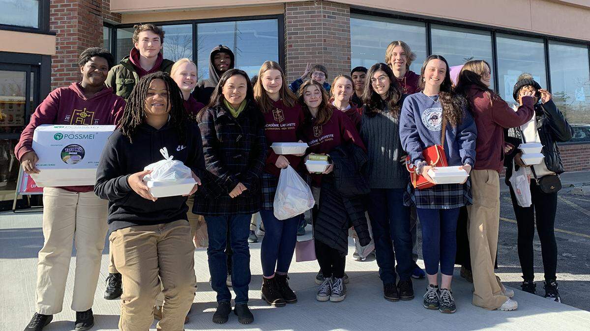 A group of eight Académie Lafayette high schoolers will experience the country without the social media misinformation.