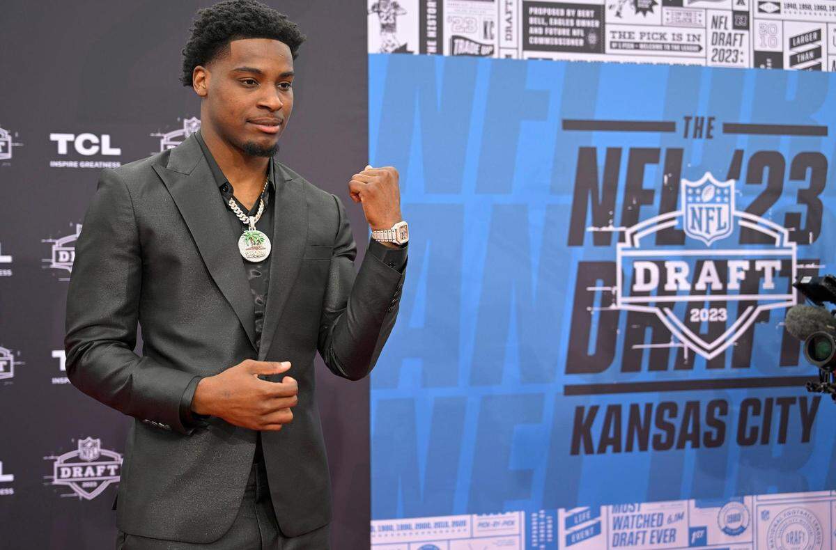 NFL Draft prospect, Devon Witherspoonon, Illinois defensive back, on the Red Carpet on the Memorial Courtyard before the first round of the NFL Draft on Thursday, April 27, 2023, at the National WWI Museum and Memorial.