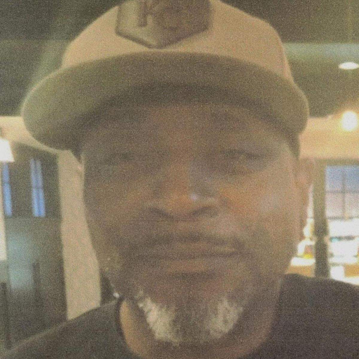 Mark Smith, basketball coach and father, died Jan. 3. He was 50.