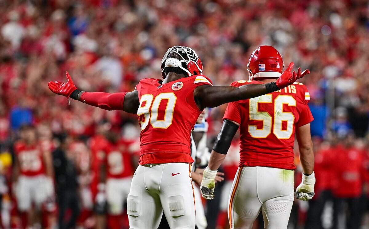 Kansas City Chiefs defensive end Charles Omenihu (90) celebrates after sacking Detroit Lions quarterback Jared Goff in the fourth quarter on Sunday, Oct. 12, 2025, at GEHA Field at Arrowhead Stadium.