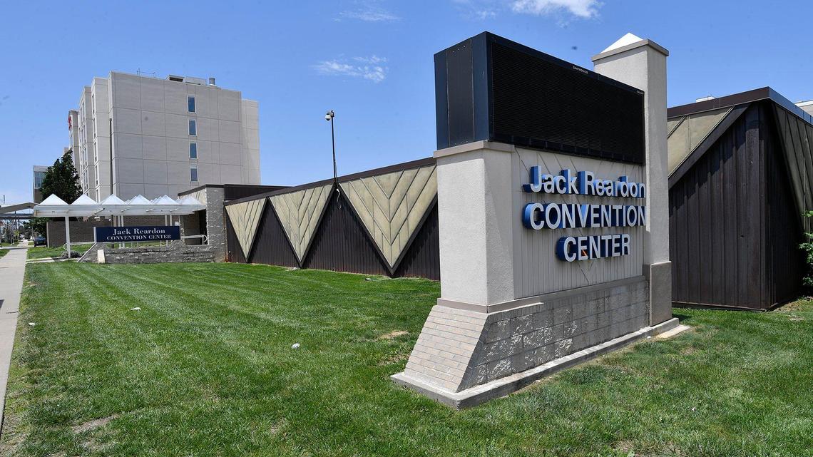 Kansas City, Kansas, Mayor Tyrone Garner pulled the plug out on a proposed apartment complex in downtown where the Jack Reardon Convention Center sits unused.