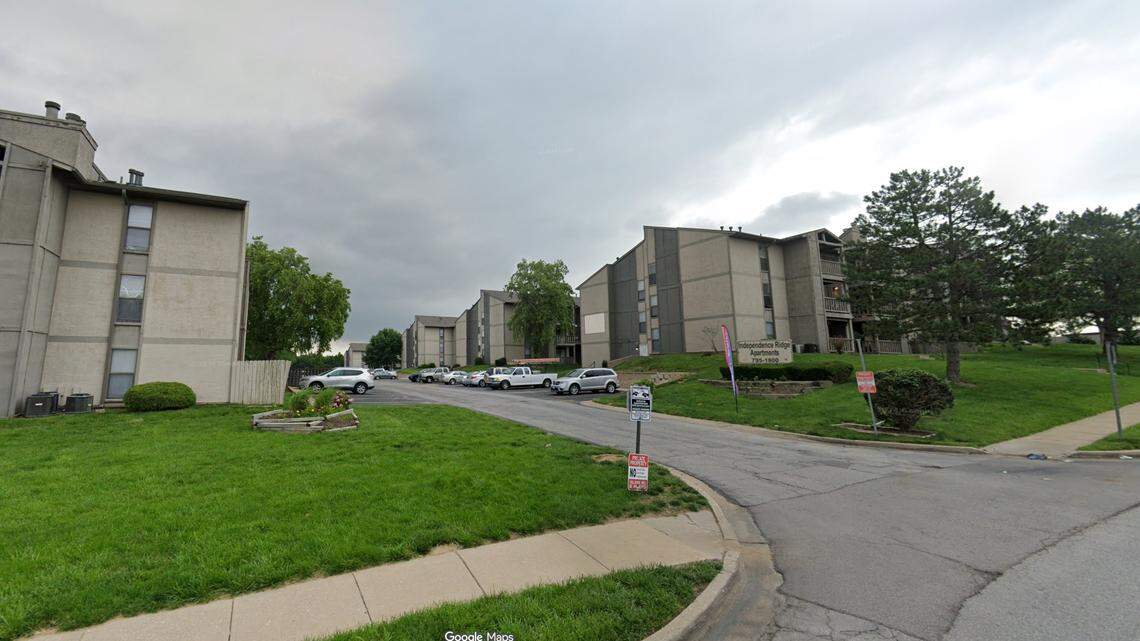 Two killed in apparent murder-suicide at Independence apartment