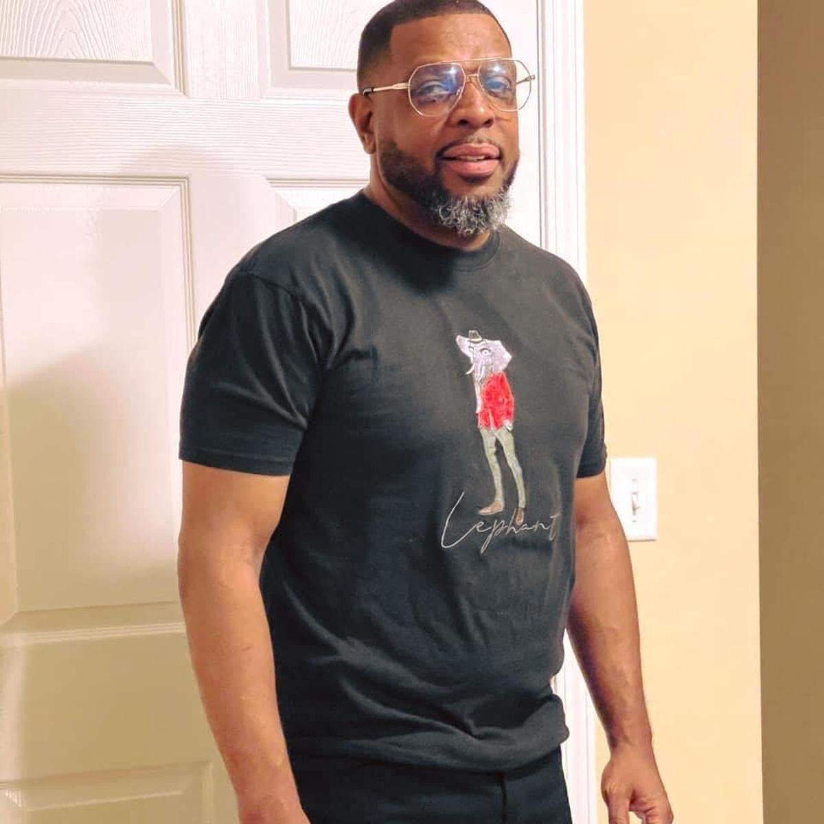 Ronell Randolph died Nov. 1 in a car accident. He was 52.