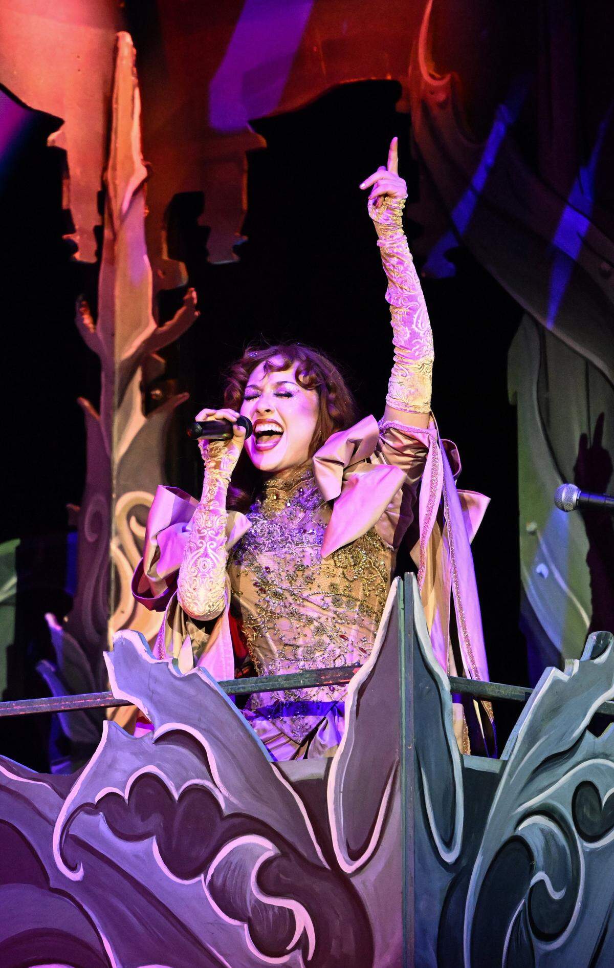 Chappell Roan performs in front of a sold out crowd on Friday, Oct. 3, 2025, at the National WWI Museum and Memorial.