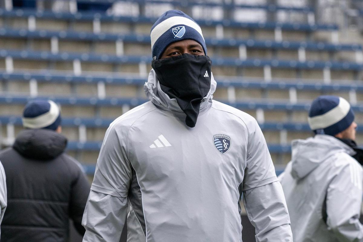 Sporting Kansas City defender Dany Rosero is wrapped up to ward off the cold during practice at Children’s Mercy Park on Friday, Feb. 14, 2025, in Kansas City, Kansas.