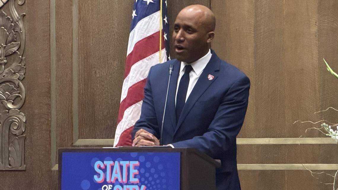 Kansas City mayor vows to strike downtown Royals stadium deal this year in annual address