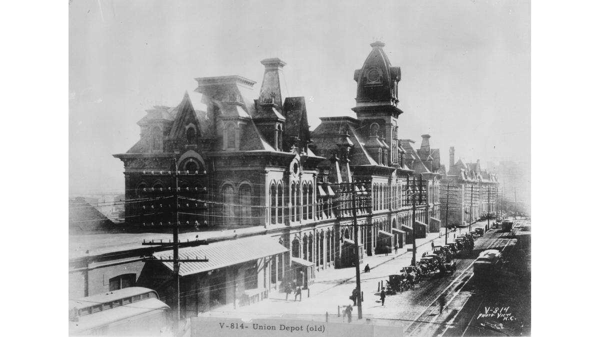 Union Depot as seen from Union Avenue in 1895.