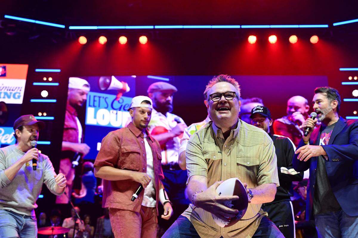Eric Stonestreet, center, performed on stage with Patrick Mahomes and other co-hosts Saturday, May 31, 2025, during the Big Slick Party and Show at T-Mobile Center in Kansas City.