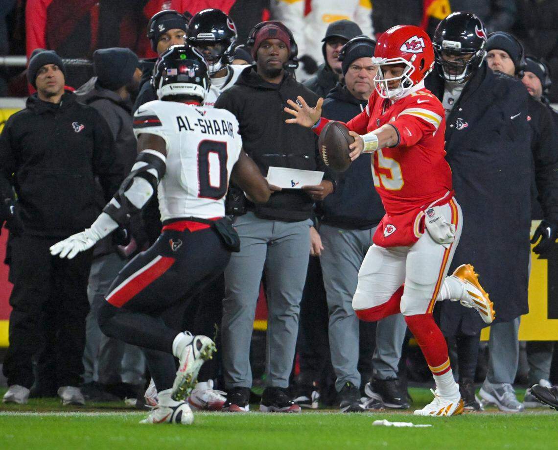 Kansas City Chiefs quarterback Patrick Mahomes (15) runs for a first down in the second quarter against the Houston Texans at GEHA Field at Arrowhead Stadium on Sunday, Dec. 7, 2025.