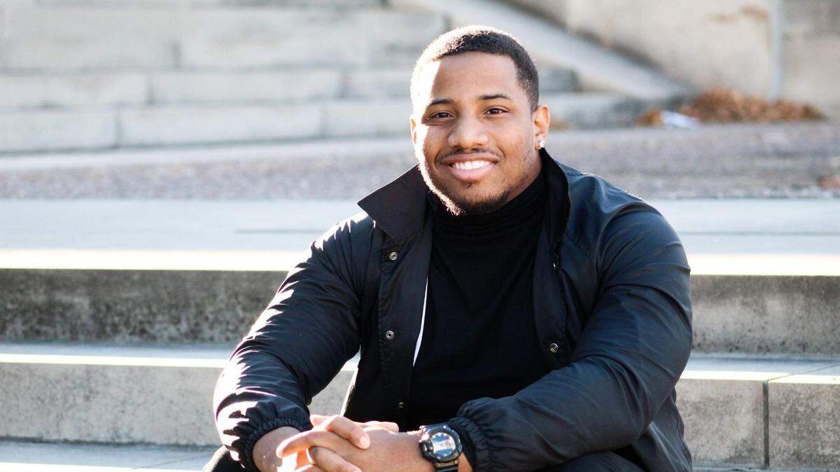 Deion Lewis, 31, was fatally shot on Feb. 12, while he tried to break up a fight on a Kansas City road, his uncle Birdell Lewis said.