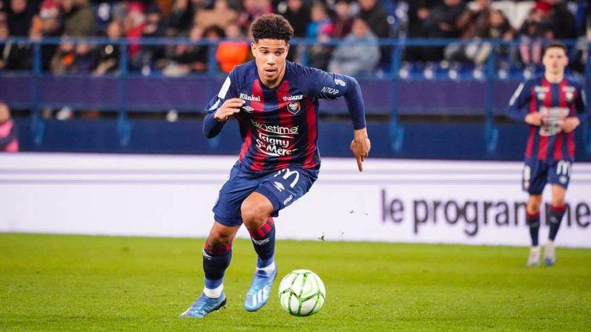 Kansas City-born Nicholas Gioacchini, who currently plays club soccer in France, was selected for the U.S. Men’s National Team’s 23-man squad Thursday for this month’s CONCACAF Gold Cup, which includes matches in KCK.