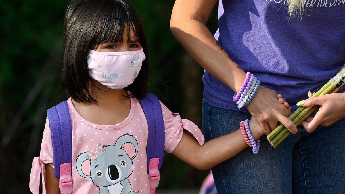 Kansas City’s Northland parents sue cities, schools over COVID mask, quarantine rules