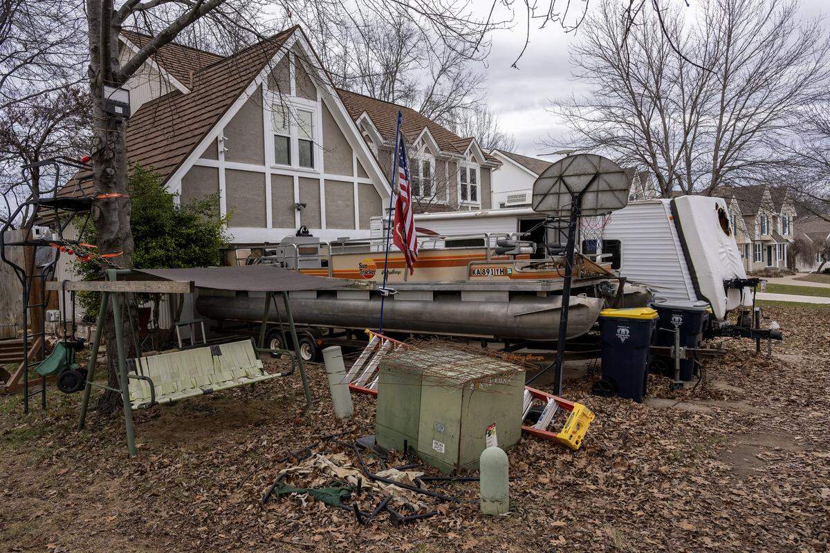 The home of Jeffrey Travis King, charged in Monday's Northland neighborhood shooting, is pictured on Tuesday, Jan. 13, 2026, in Kansas City.
