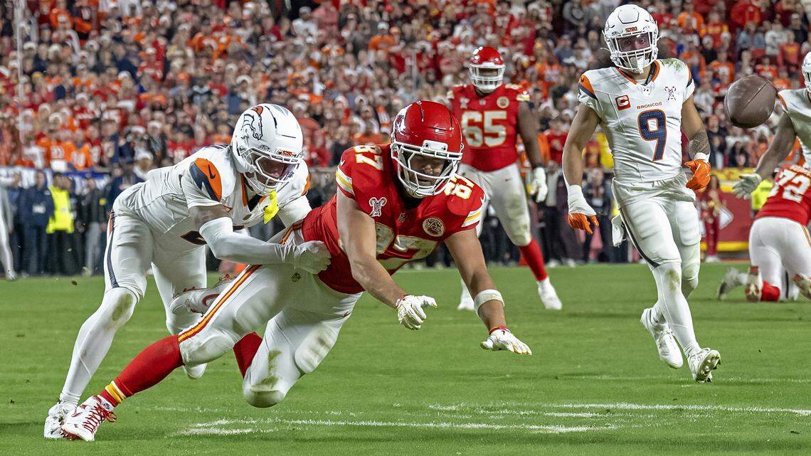Chiefs’ opening-game opponent and kickoff time are known. We now have a site