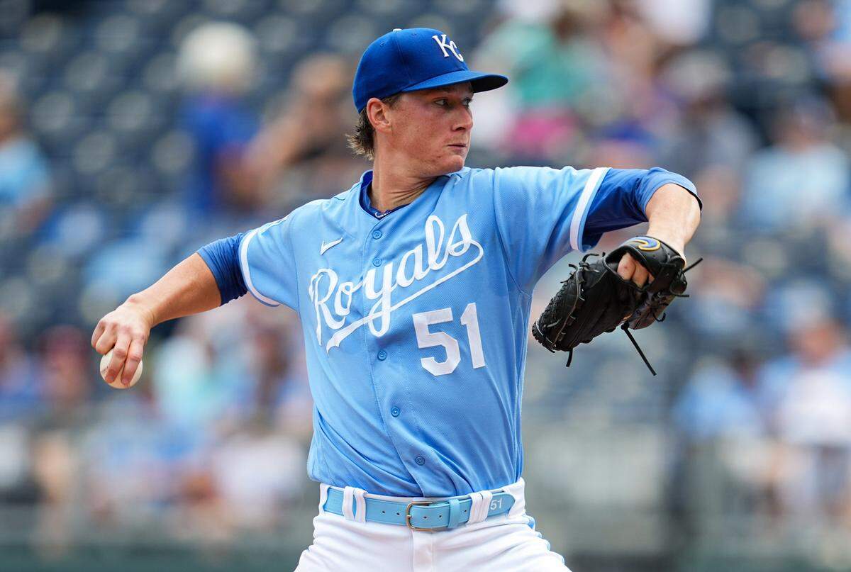 Kansas City Royals starting pitcher Brady Singer