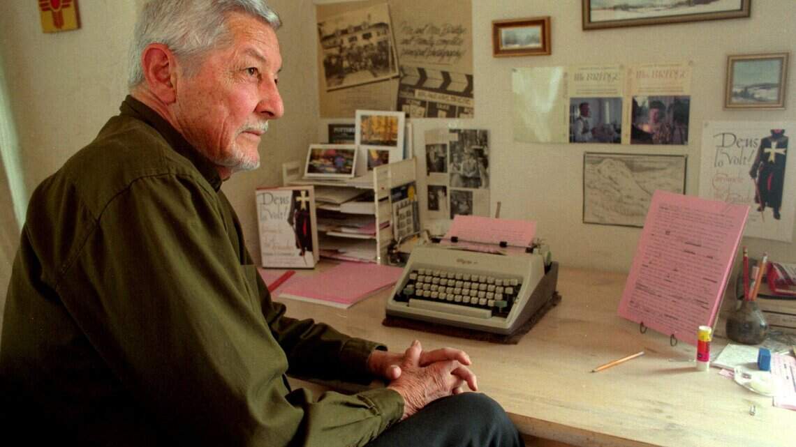 Kansas City author was celebrated yet inscrutable. New bio digs into ‘his inner being’