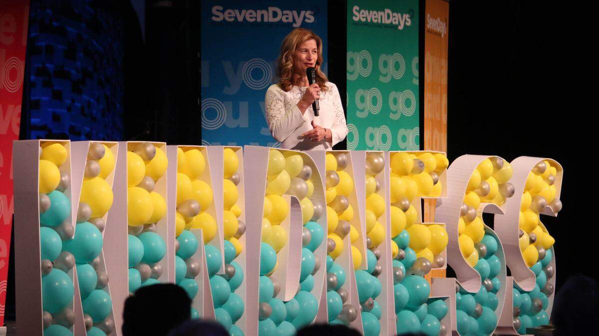 Mindy Corporon speaks to the crowd at the SevenDays kindness breakfast at Church of the Resurrection April 5.