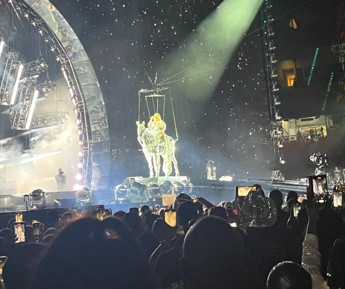Beyoncé in Kansas City: Live updates from Renaissance tour | Kansas ...