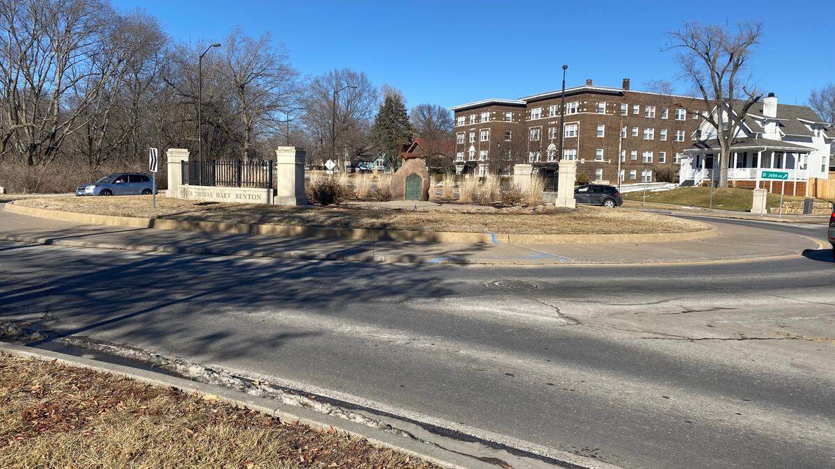 Kansas City Police are investigating the city’s 20th killing of 2022 after the driver of a motorcycle accident at the round about on Benton Boulevard and St. John Avenue was determined to have been shot.